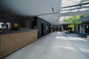 Check-In/Theke